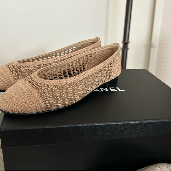 CHANEL バレリーナ・シャネル 37,5 Ballets & Mary Janes – Shoes | CHANEL